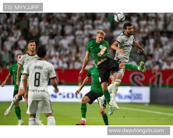 华沙军团与特斯巴达的激烈对决揭示足球战术与团队精神的完美结合 华沙军团与特斯巴达的激烈对决揭示足球战术与团队精神的完美结合