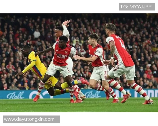 曼联与伯顿的对决究竟谁能笑到最后胜负悬念引人关注