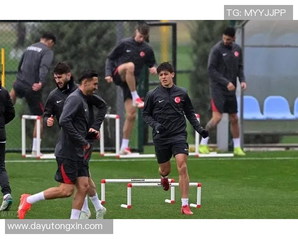 欧国联土耳其与匈牙利激战成平比分揭晓精彩瞬间回顾