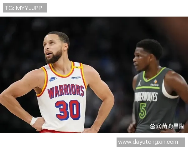 勇士与猛龙激战正酣谁将赢得这场篮球巅峰对决