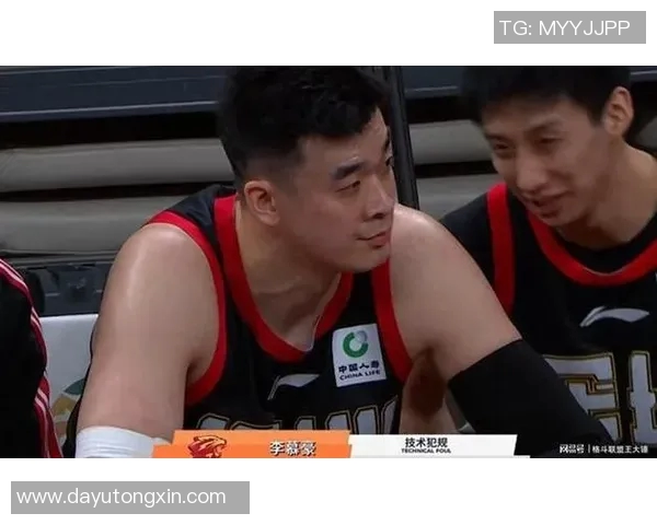 李慕豪：从篮球新星到职业生涯巅峰的励志故事与奋斗历程