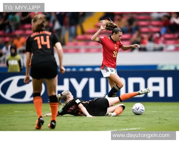 2014年世界杯西班牙对荷兰精彩直播回顾与分析