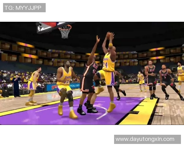 科比领衔湖人对决热火三巨头的巅峰对决与传奇时刻回顾 科比领衔湖人对决热火三巨头的巅峰对决与传奇时刻回顾