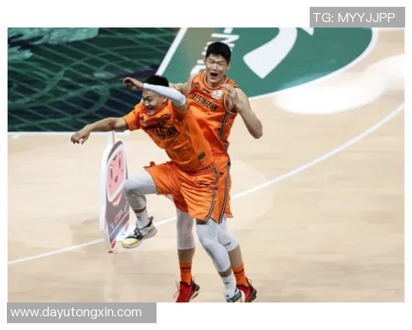 赵睿的篮球之路：从青涩少年到CBA明星的成长历程与心路历程